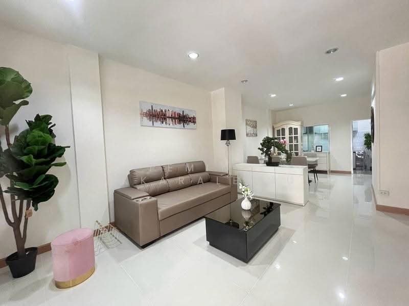 Grandity Sathupradit 2, Bangkok