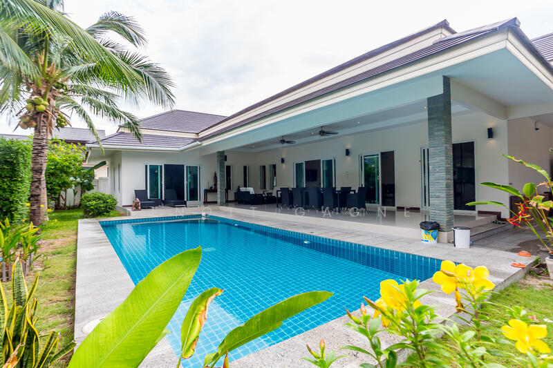 Palm Villa Cha am, Phetchaburi