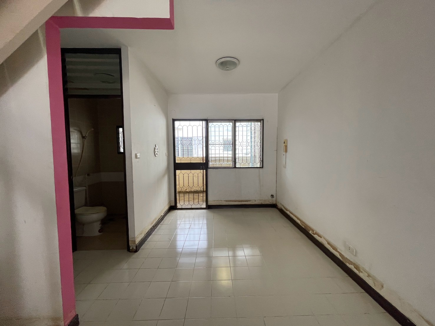 Sirarom Bang Bua Thong