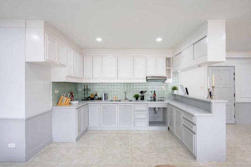 Saranjai Mansion, Bangkok