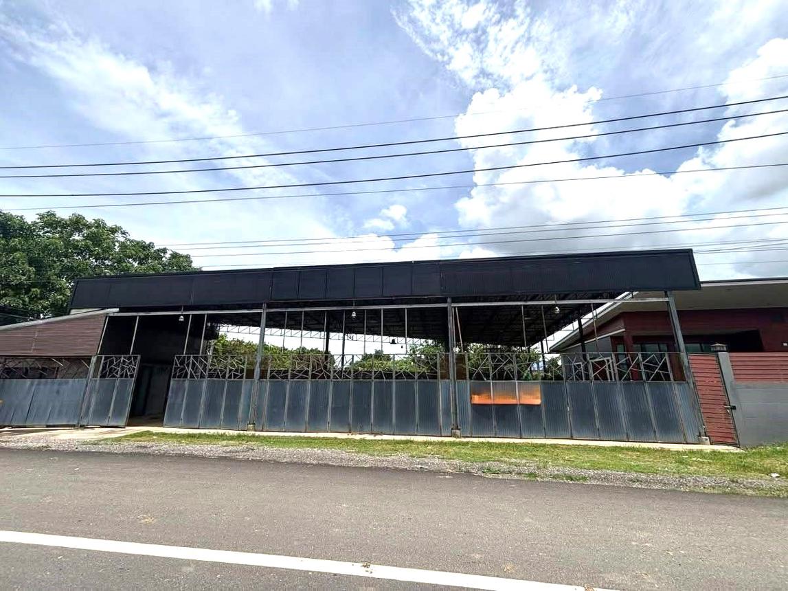 Single-Family Home in Nakhon Sawan, Nakhon Sawan