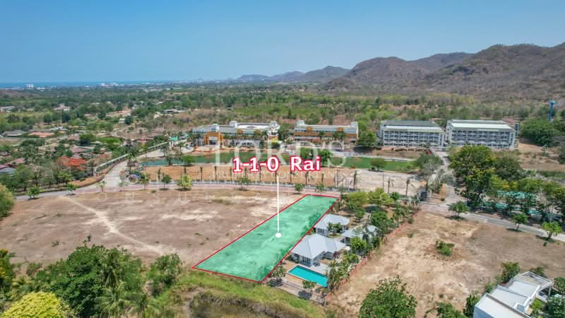 Palm Hills Golf Club and Residence, Phetchaburi