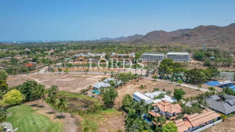 Palm Hills Golf Club and Residence, Phetchaburi