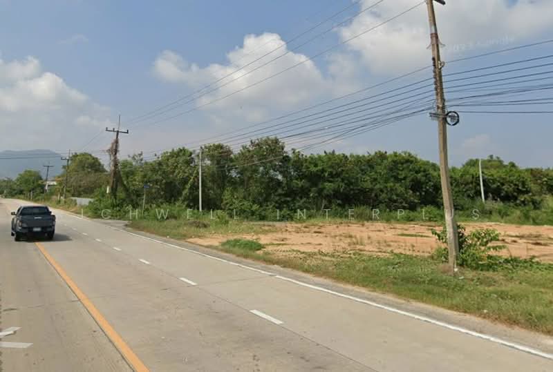 27 rai of land for sale in Ban Phe, leveled and with road frontage on two sides. Located in Soi 13,, Rayong