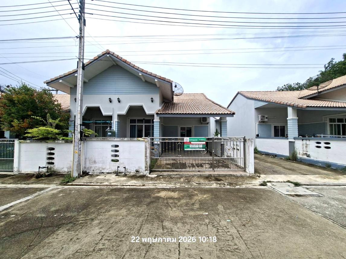 Townhouse in Thawi Wanjan, Pluak Daeng, Rayong