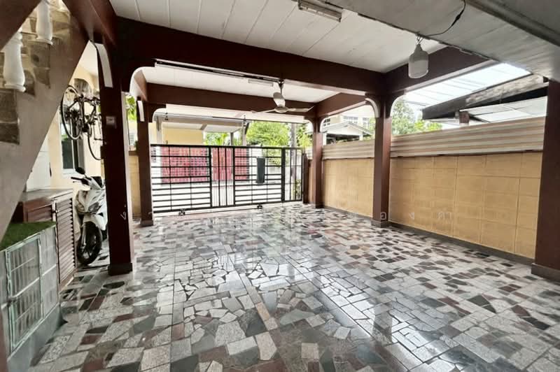 Mu Ban Bua Khao Ramkhamhaeng 174, Bangkok