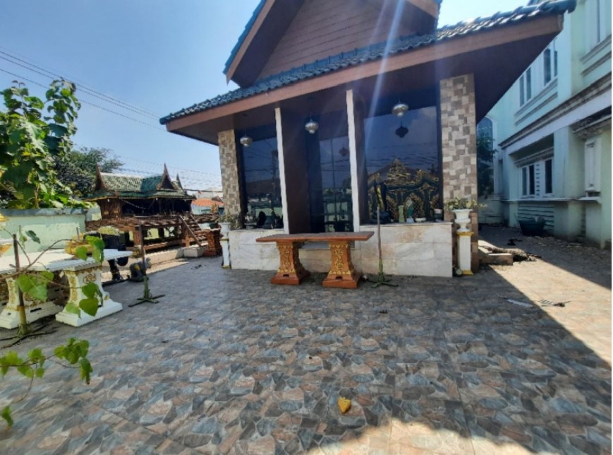 Thanasin Village