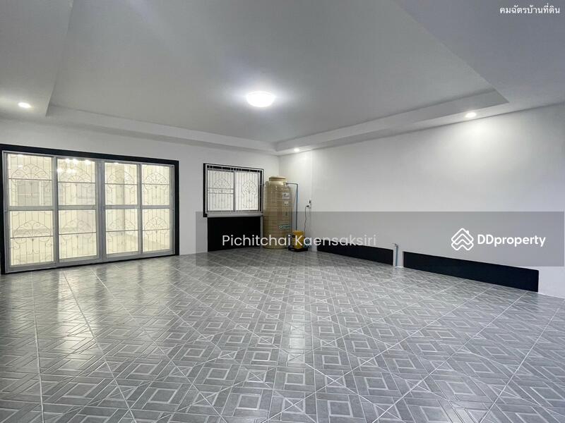 146/94 หมู่บ้าน รสสุคนธ์ ปทุมธานี อำเภอคลองหลวง ปทุมธานี, Pathum Thani