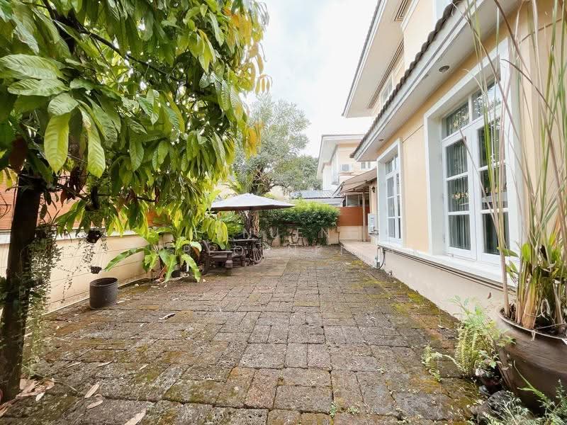 Baan Ramindra Village, Bangkok