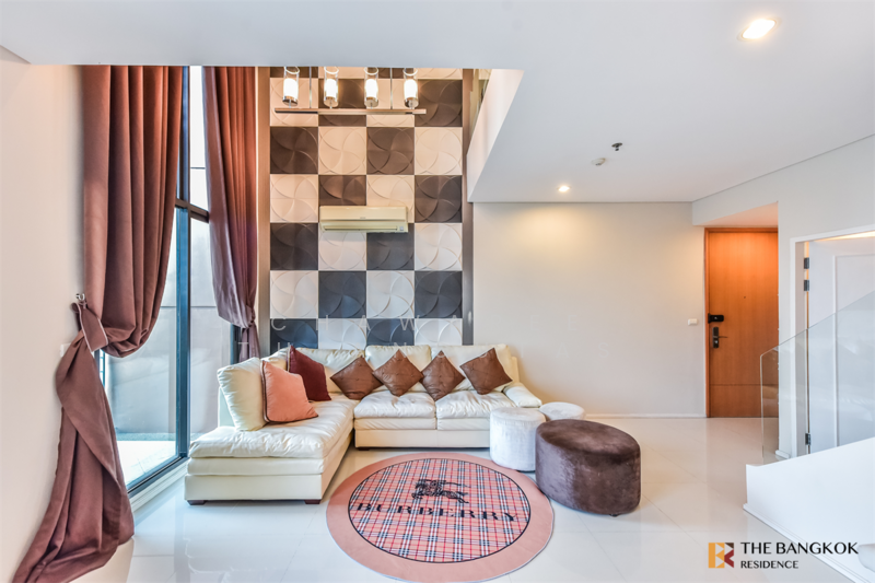 Villa Asoke, Bangkok