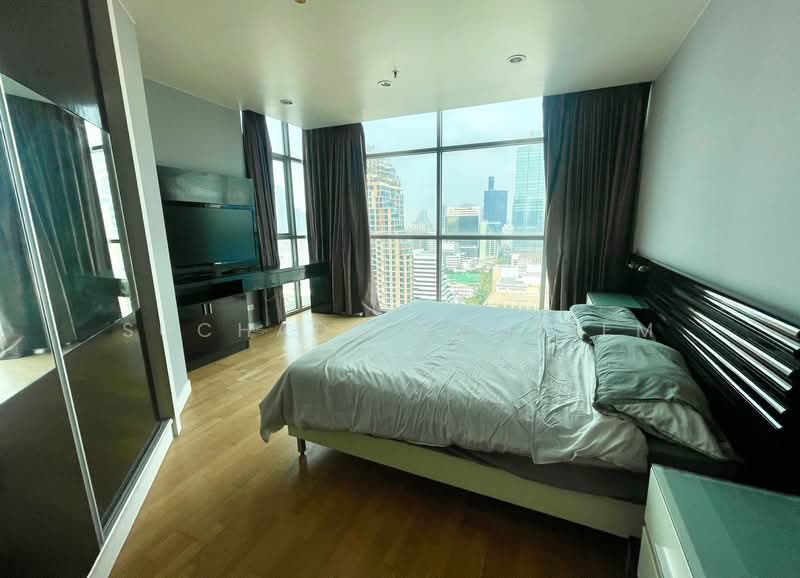 Urbana Sathorn, Bangkok
