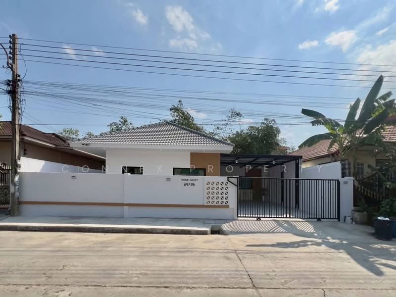 Baan Klang Soi Village 3, Pathum Thani