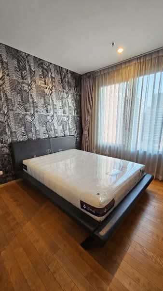Villa Asoke, Bangkok