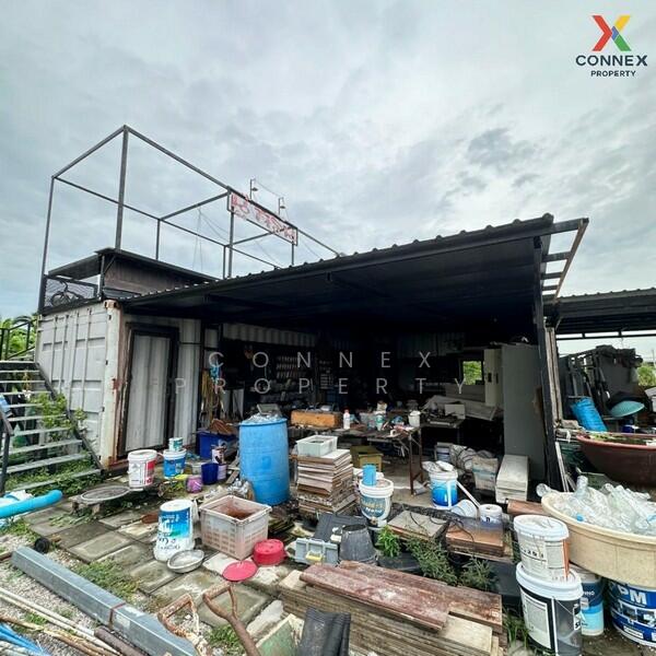 Land with buildings ที่ดินพร้อมสิ่งปลูกสร้าง, Samut Sakhon