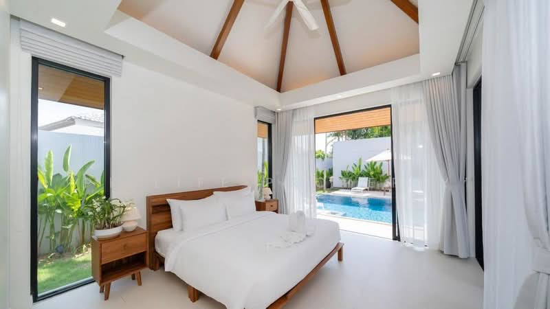 2S0249 Pool villa for sale 27,000,000 baht 4 bedroom 4 bathroom at cherngtalay have fully furnished, Phuket