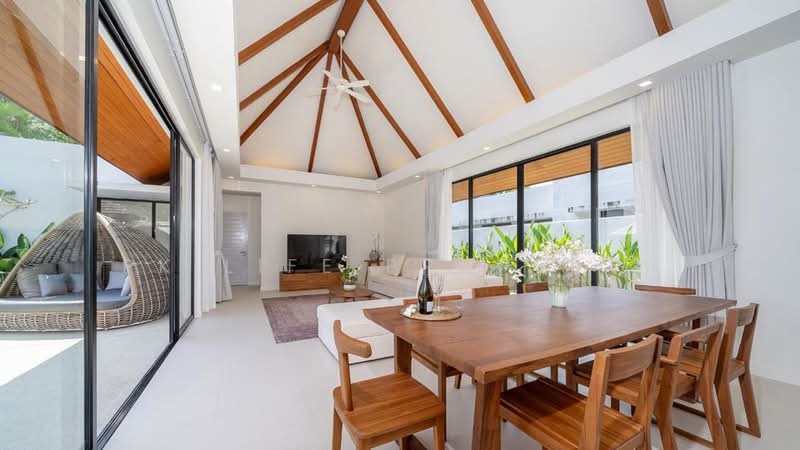 2S0249 Pool villa for sale 27,000,000 baht 4 bedroom 4 bathroom at cherngtalay have fully furnished, Phuket