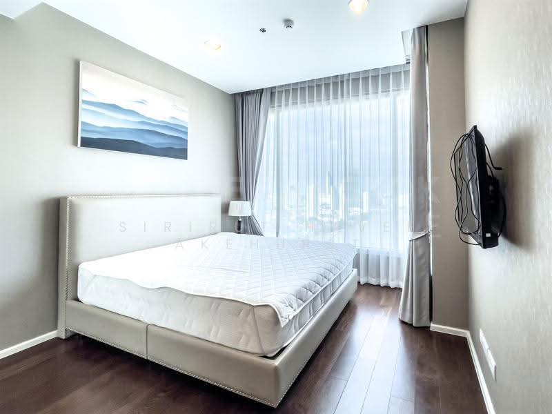 Menam Residences, bangkok