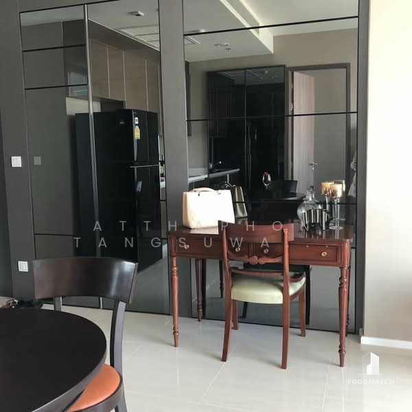 Menam Residences, Bangkok
