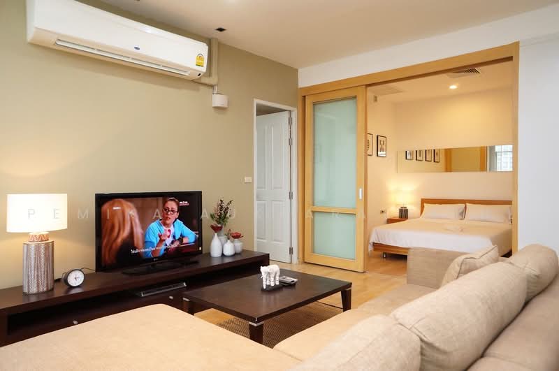Baan Sathorn Chao Phraya, Bangkok