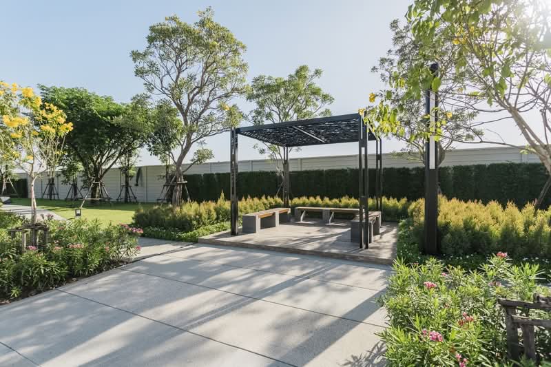 The Ricco Residence Wongwaen-Hathairat, Bangkok