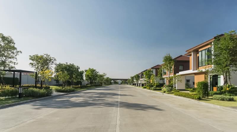 The Ricco Residence Wongwaen-Hathairat, Bangkok