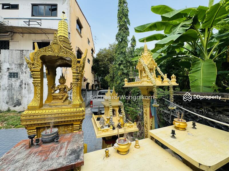 Detached house in Punnawithi 35, Bangkok