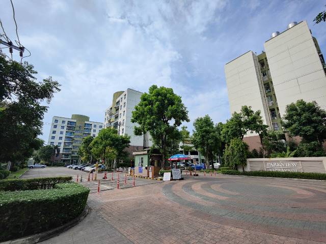 Parkview Viphavadi