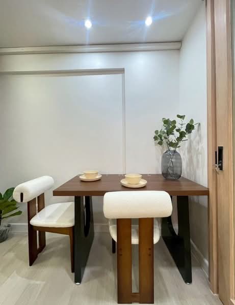 Raintree Villa, Bangkok
