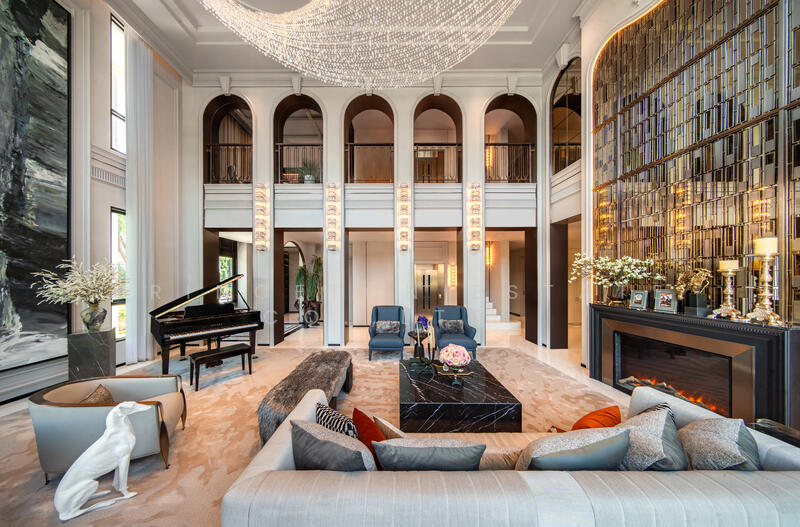 CINQ ROYAL The Eighteen Bangna KM.7, Samut Prakan