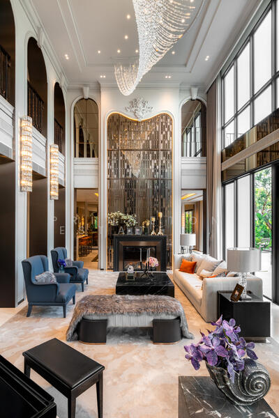 CINQ ROYAL The Eighteen Bangna KM.7, Samut Prakan