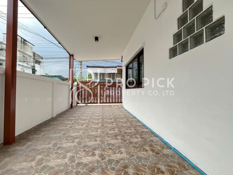 For Sale Detached House in Prime Sukhumvit 101/1 BTS Punnawithi Phrakanong Bangkok 3 Beds 1 Bath, Bangkok