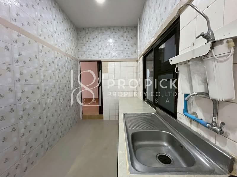 For Sale Detached House in Prime Sukhumvit 101/1 BTS Punnawithi Phrakanong Bangkok 3 Beds 1 Bath, Bangkok