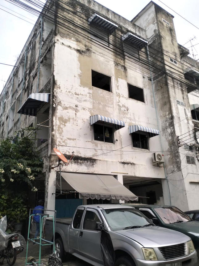 Condominium with Residence at Bang Khae, Bangkok Metropolitan Area