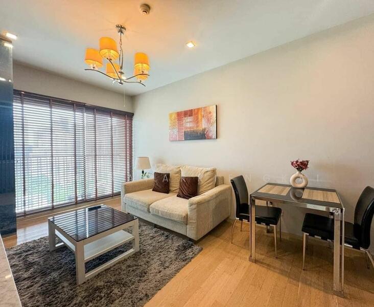 Noble Refine, Bangkok