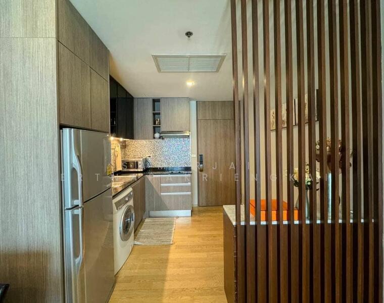 Noble Refine, Bangkok