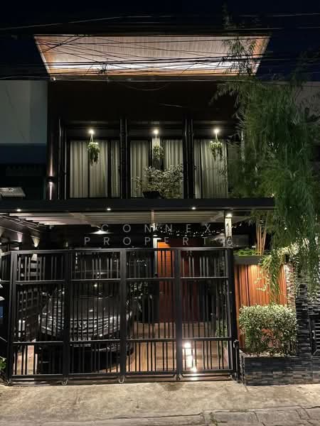 Townhome Ramkhamhang, Bangkok