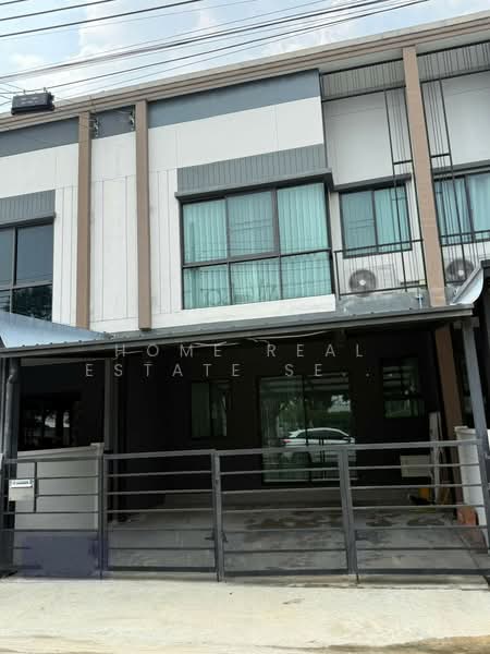Pleno Sathorn-Suksawat, Bangkok