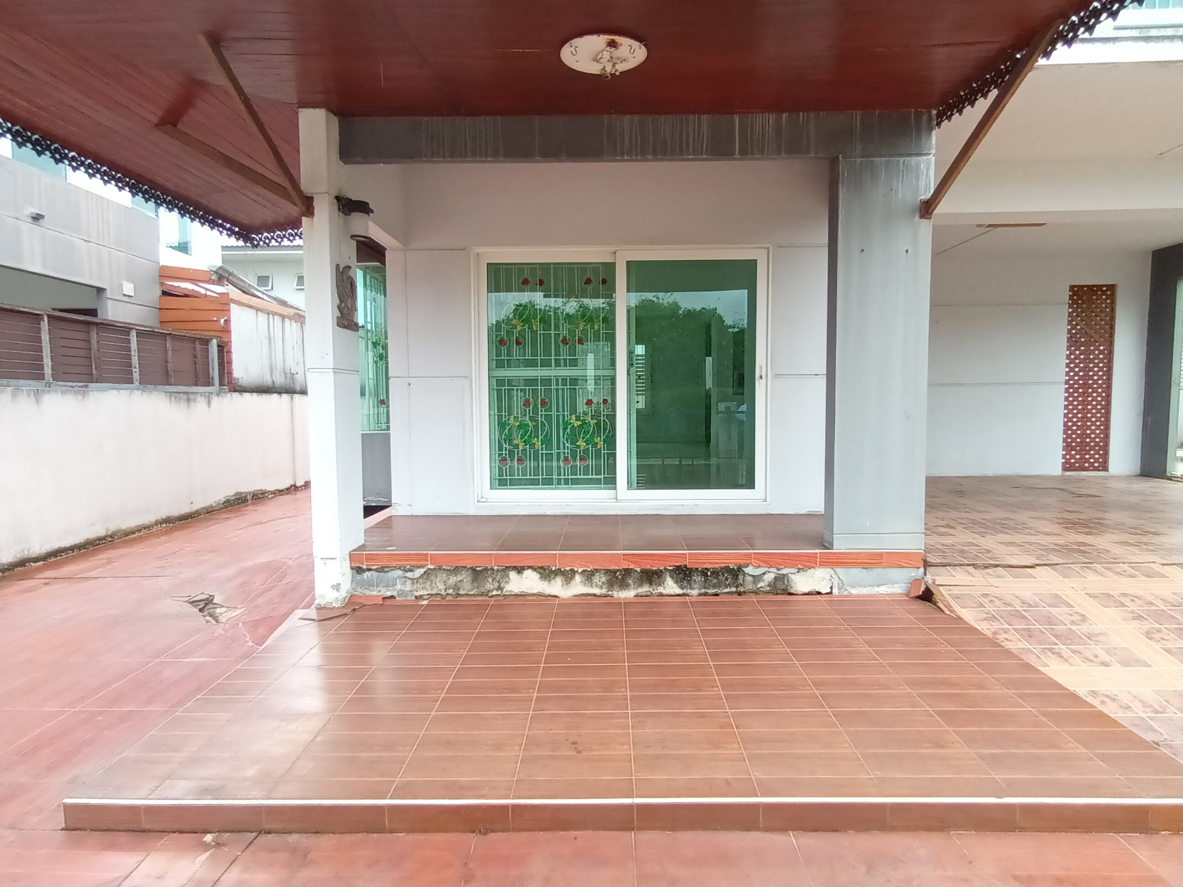 Pruklada Prachauthit 90