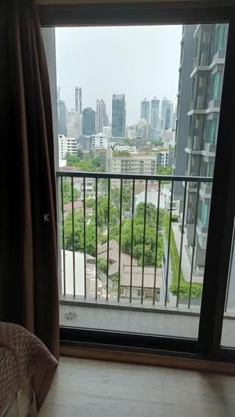 Noble Remix, Bangkok
