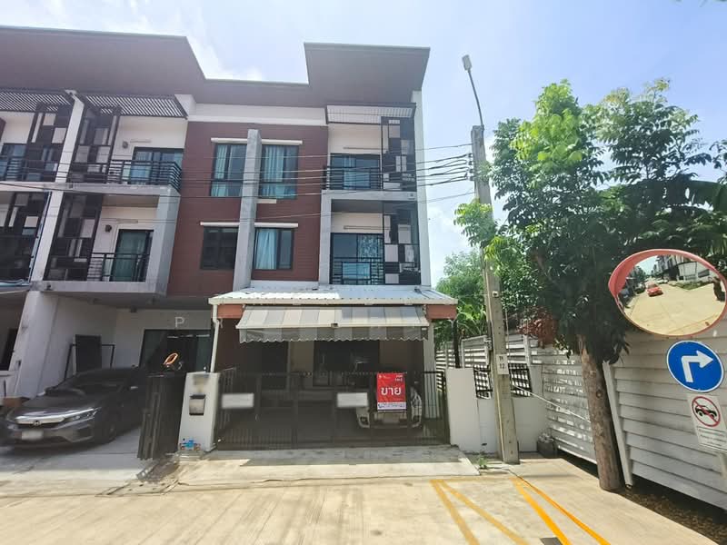 iField Bangna, Bangkok