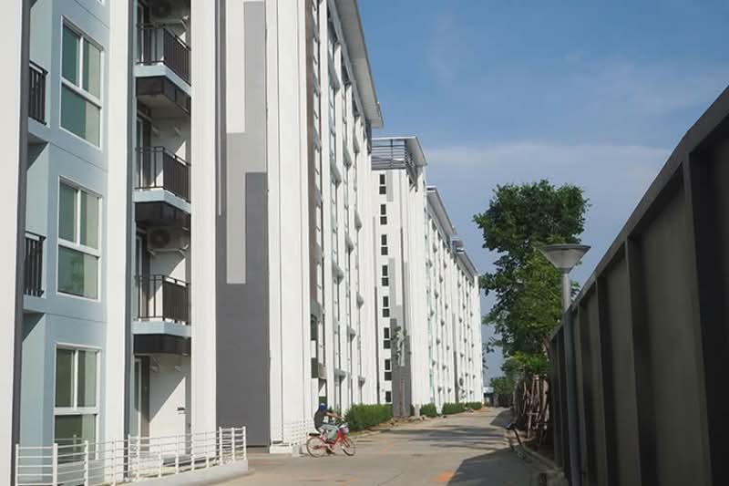 Iris Westgate, Nonthaburi