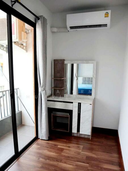 3-BR Townhouse, Bangkok