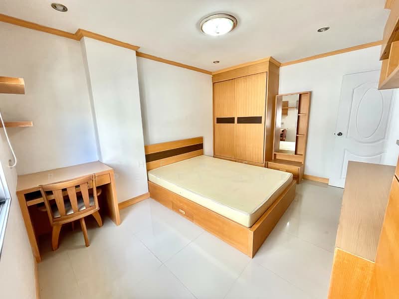 Nalinphon Condo View, Chon Buri (Pattaya)