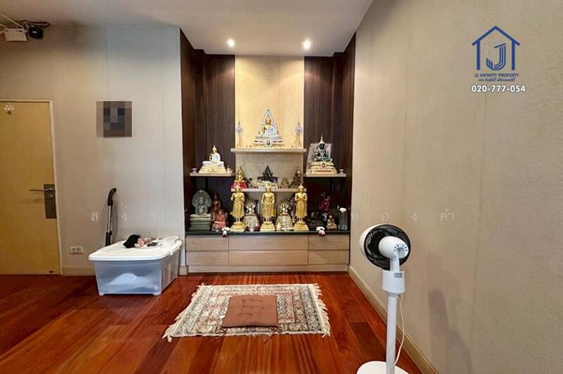 หมู่บ้านพัฒนาการ, Bangkok