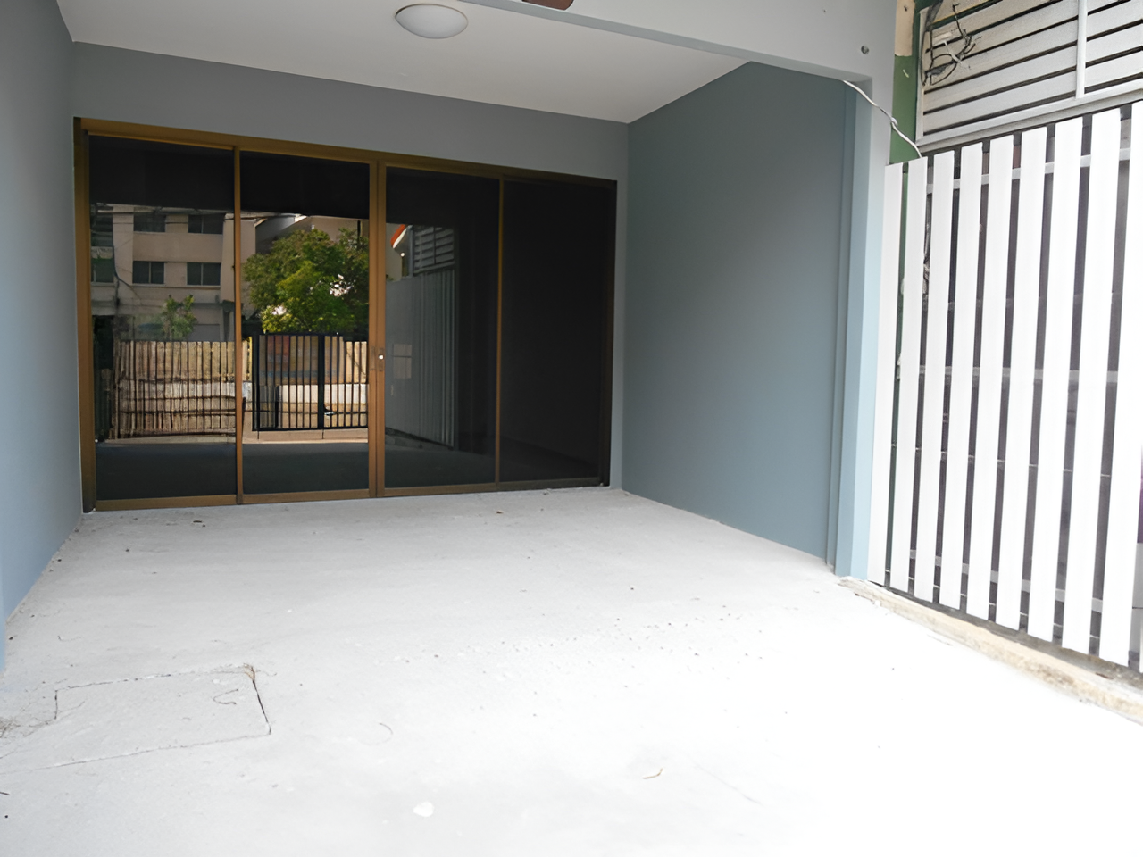 4-Storey Commercial Building