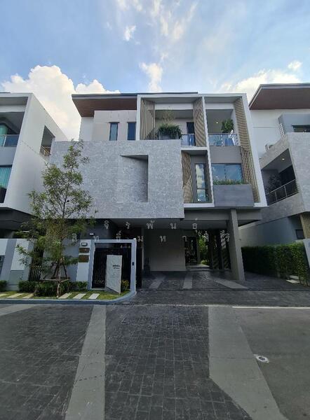 ซอยโพธิ์แก้ว, Bangkok
