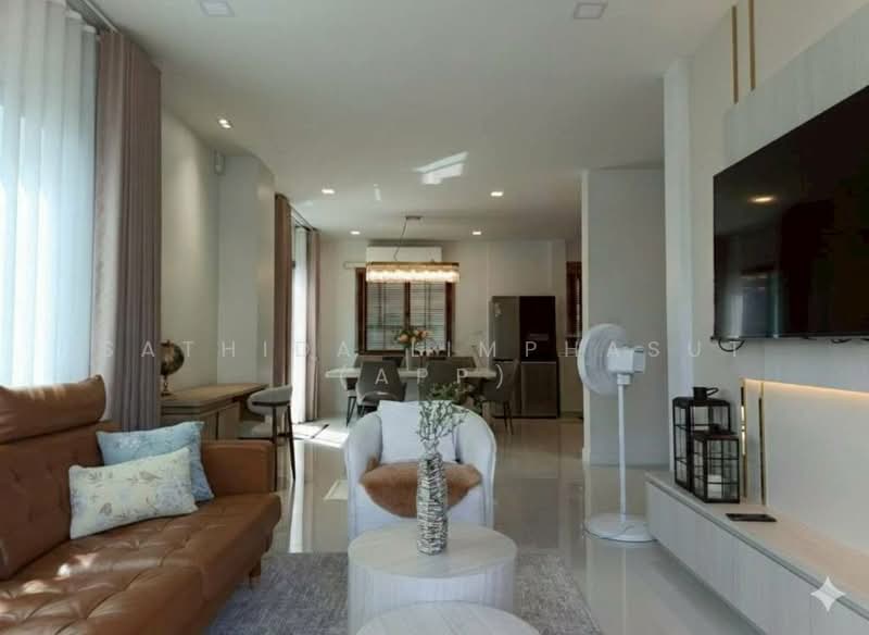 The Grand 9, Chon Buri (Pattaya)
