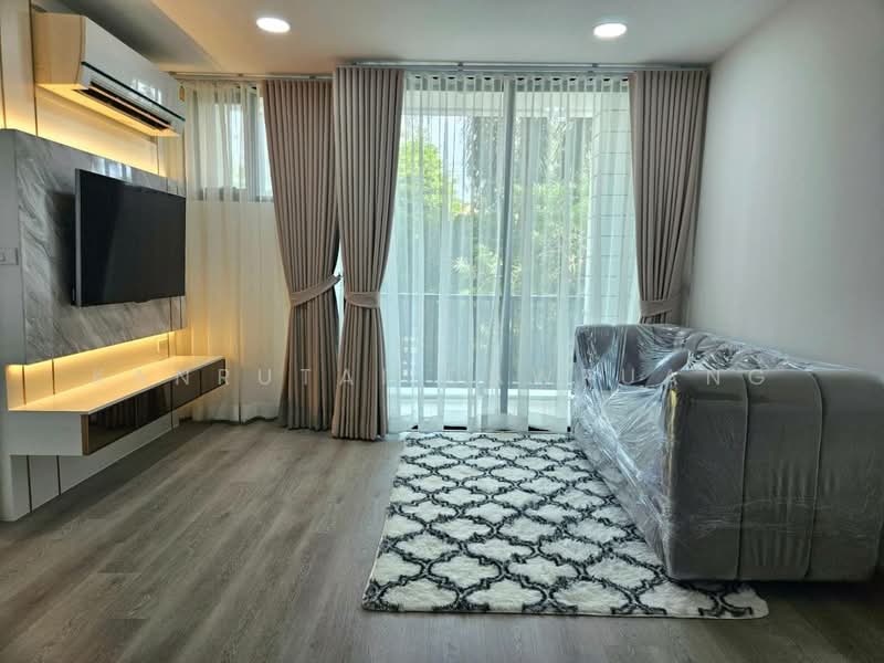 D65 Condominium, Bangkok