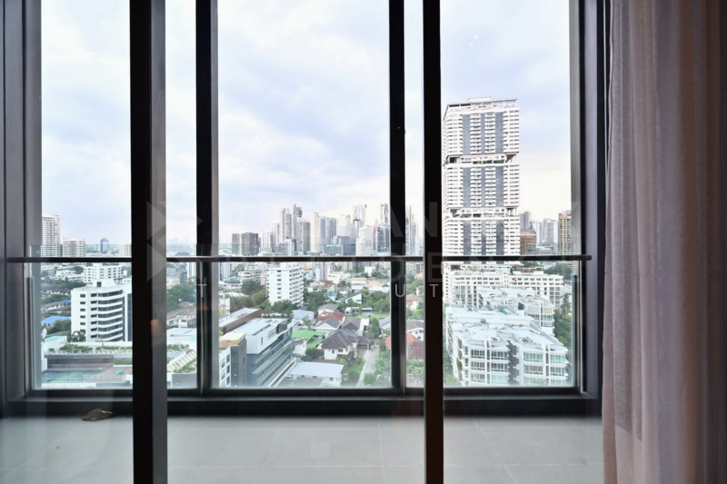 BEATNIQ Sukhumvit 32, Bangkok