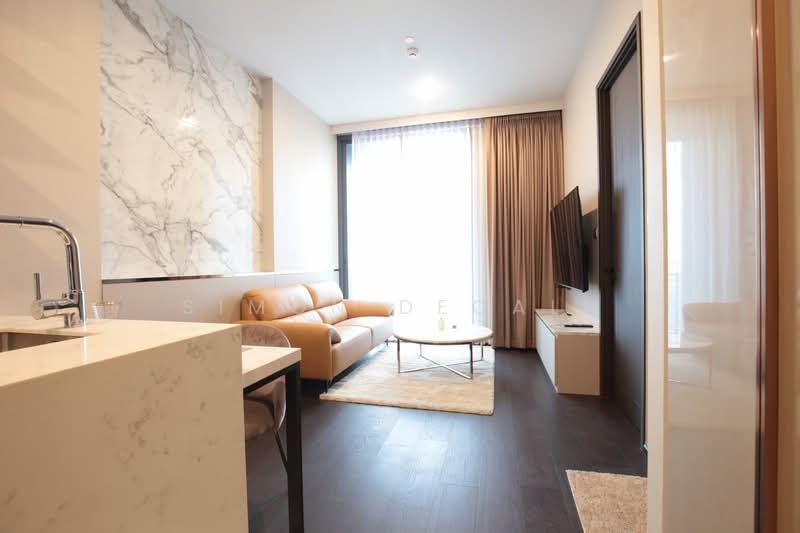 LAVIQ Sukhumvit 57, Bangkok